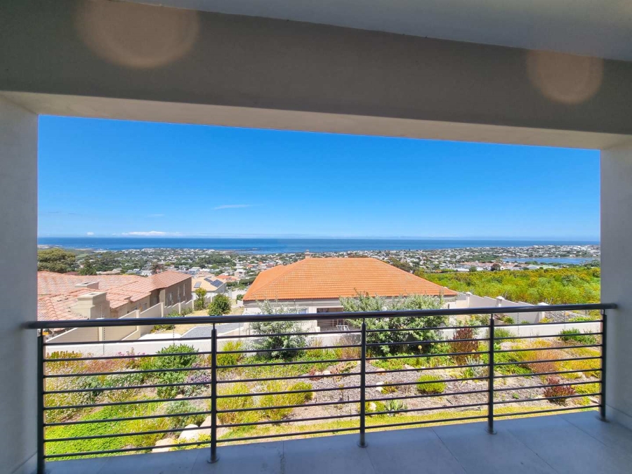 4 Bedroom Property for Sale in Onrus Western Cape